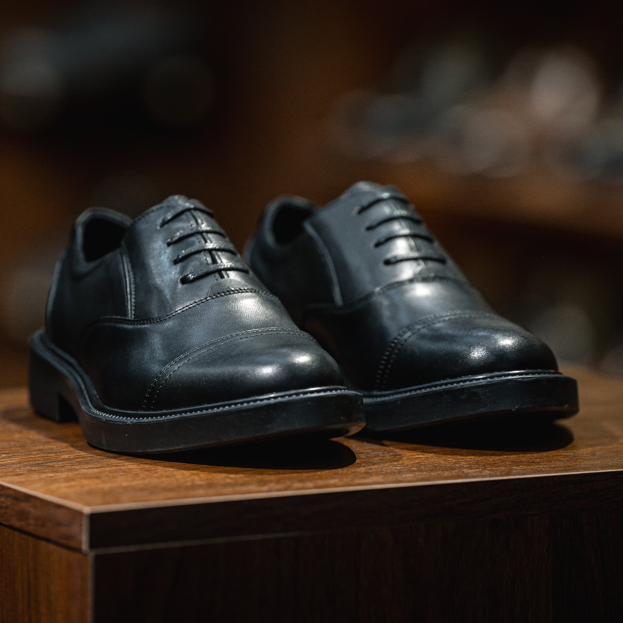 Giày Oxford Captoe dòng Remy Martin Beckman- Đen Patina