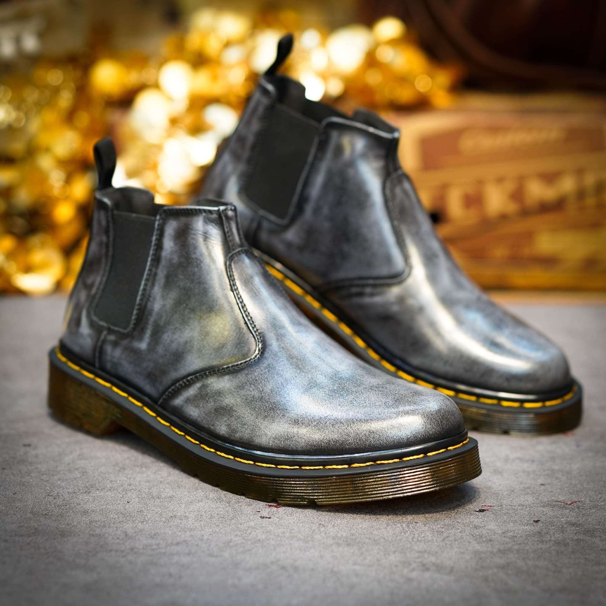 Giày Boot Chelsea Classic Chỉ vàng - Xanh Navy