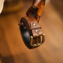 Dây nịt da sáp khóa đồng Beckman LO - Nâu