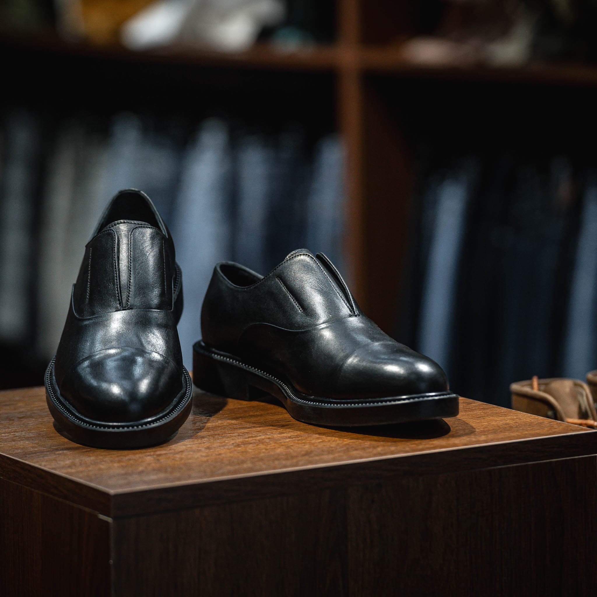 Giày Oxford Slipon dòng Pisco Beckman - Đen Patina 8