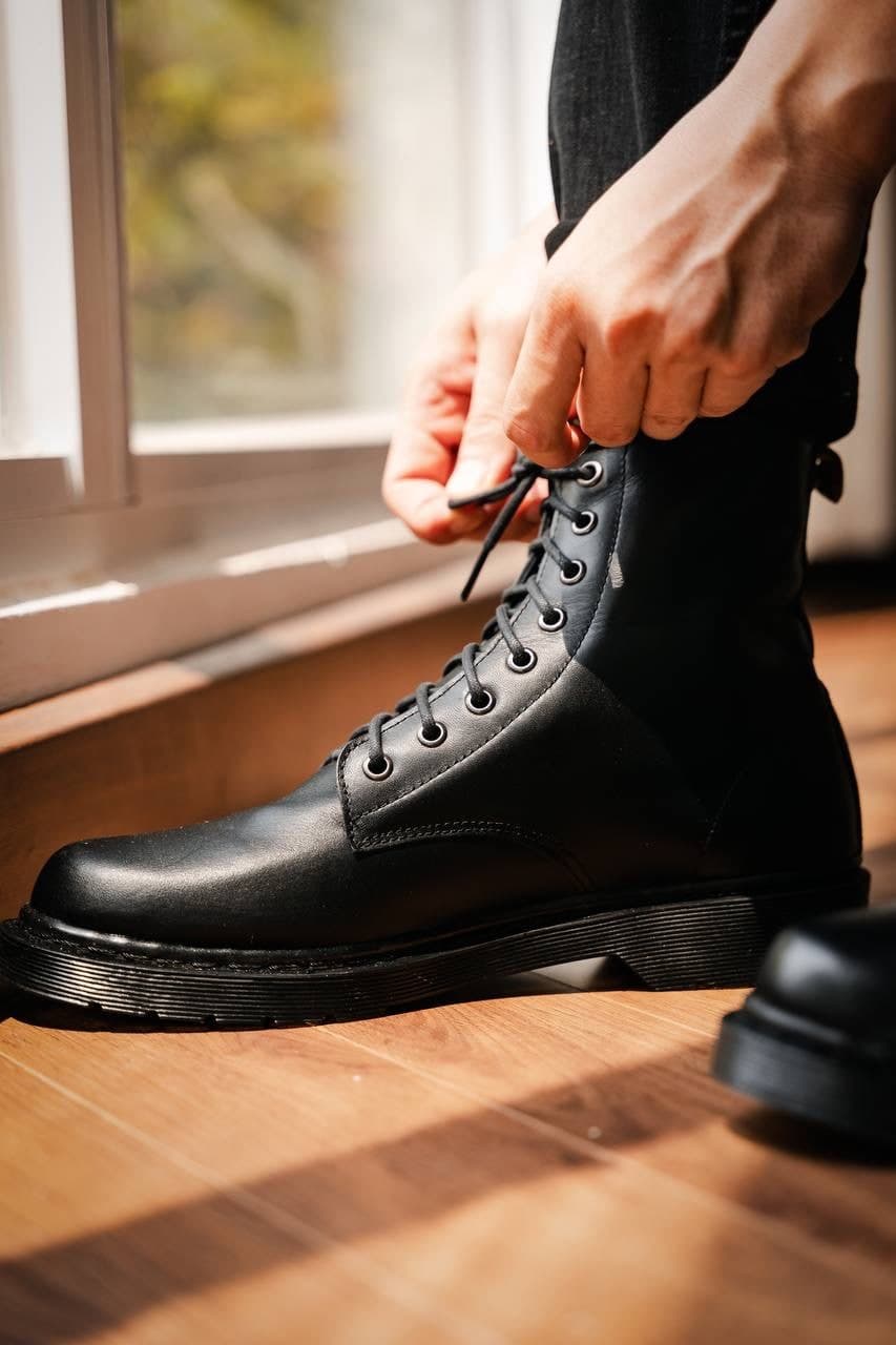 Giày boots nam cao cổ DR 1460 phiên bản chỉ đen