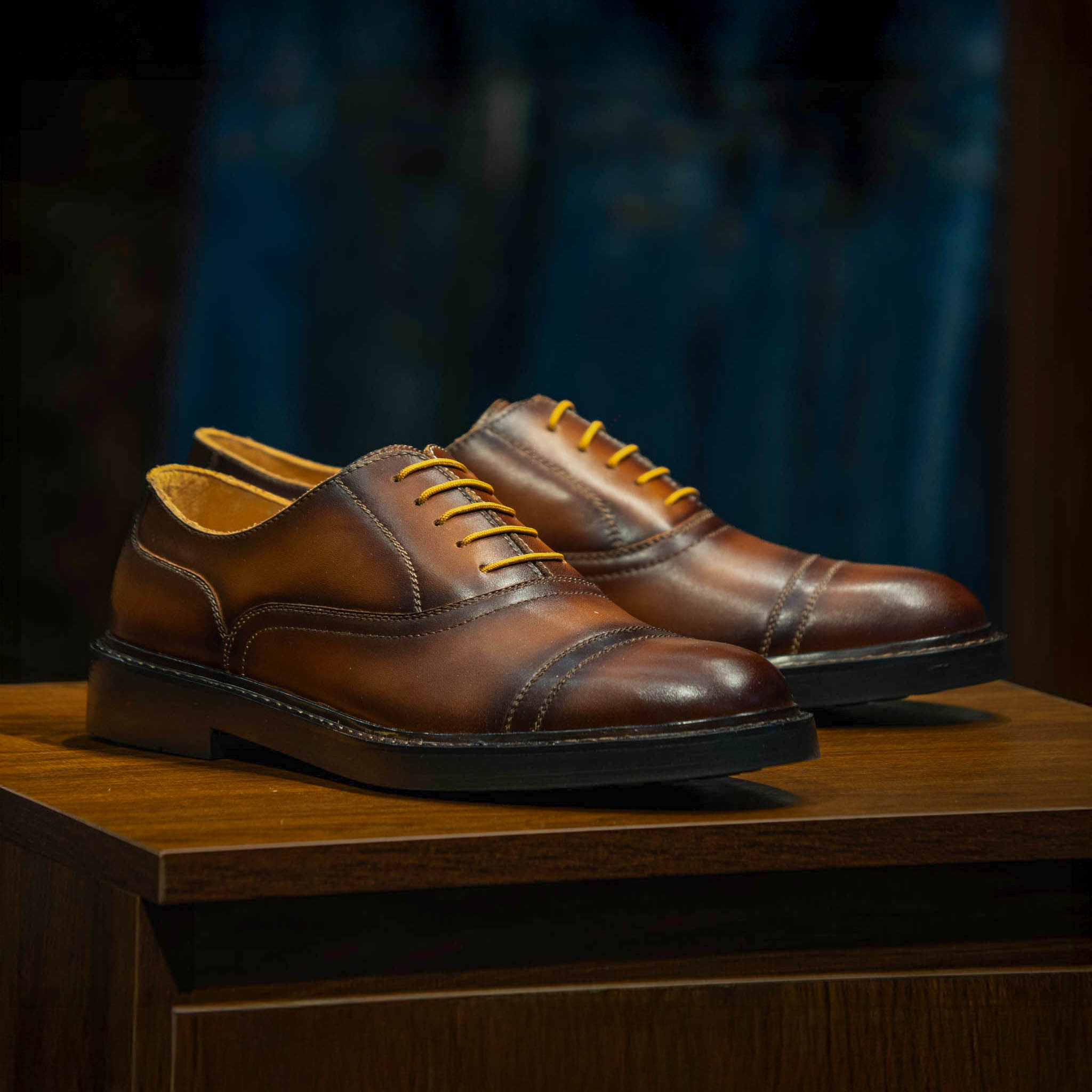Giày Beckman Oxford Captoe 5 Lỗ - Bò Cháy 3
