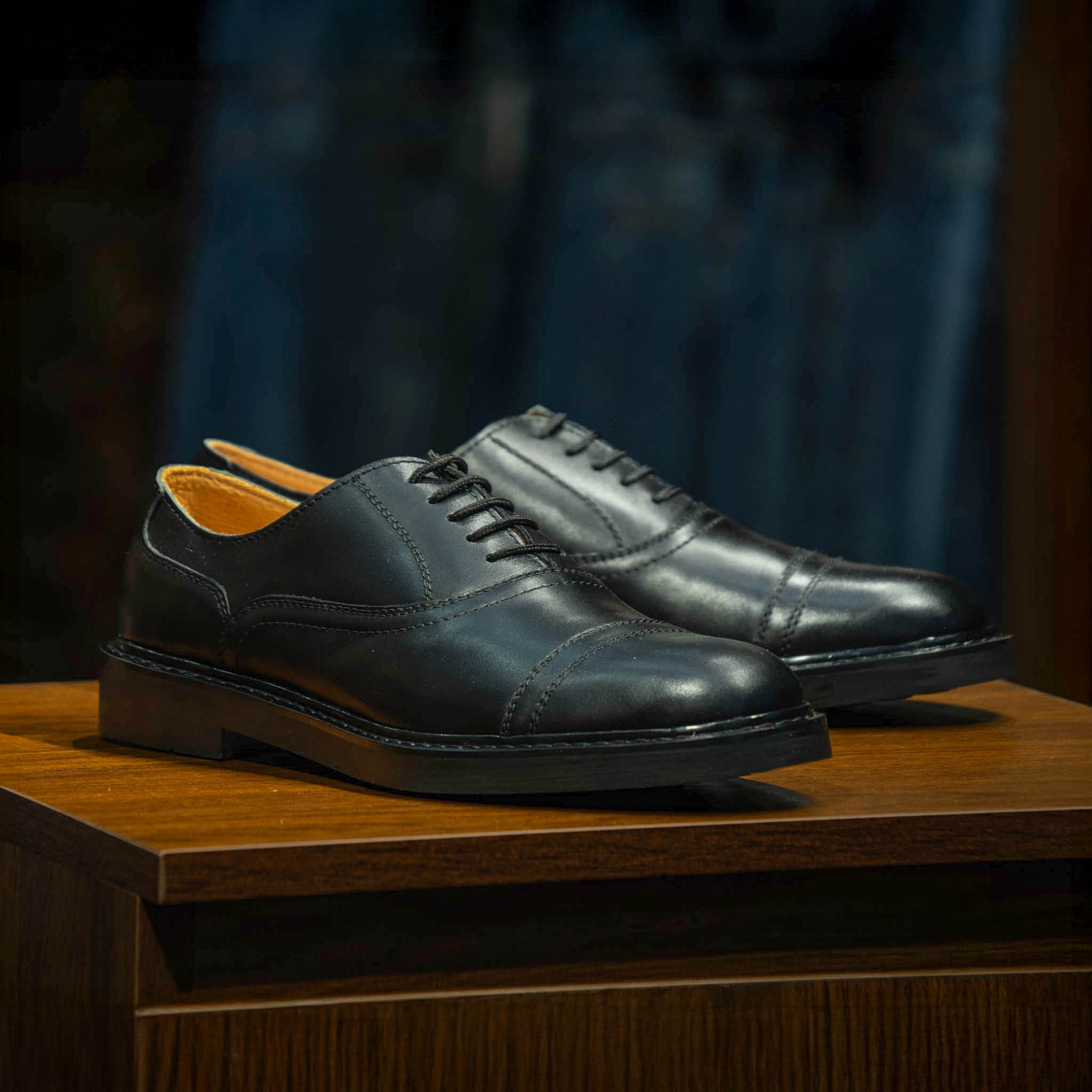 Giày Beckman Oxford Captoe 5 Lỗ - Đen 2