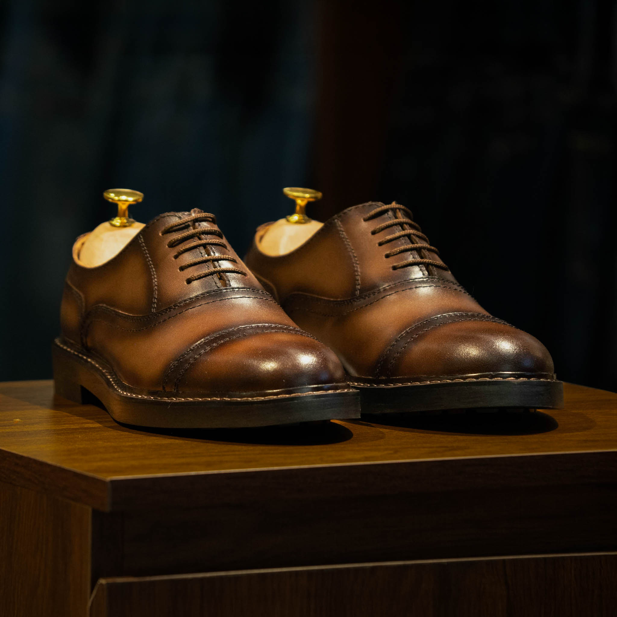 Giày Beckman Oxford Captoe 5 Lỗ - Nâu 7