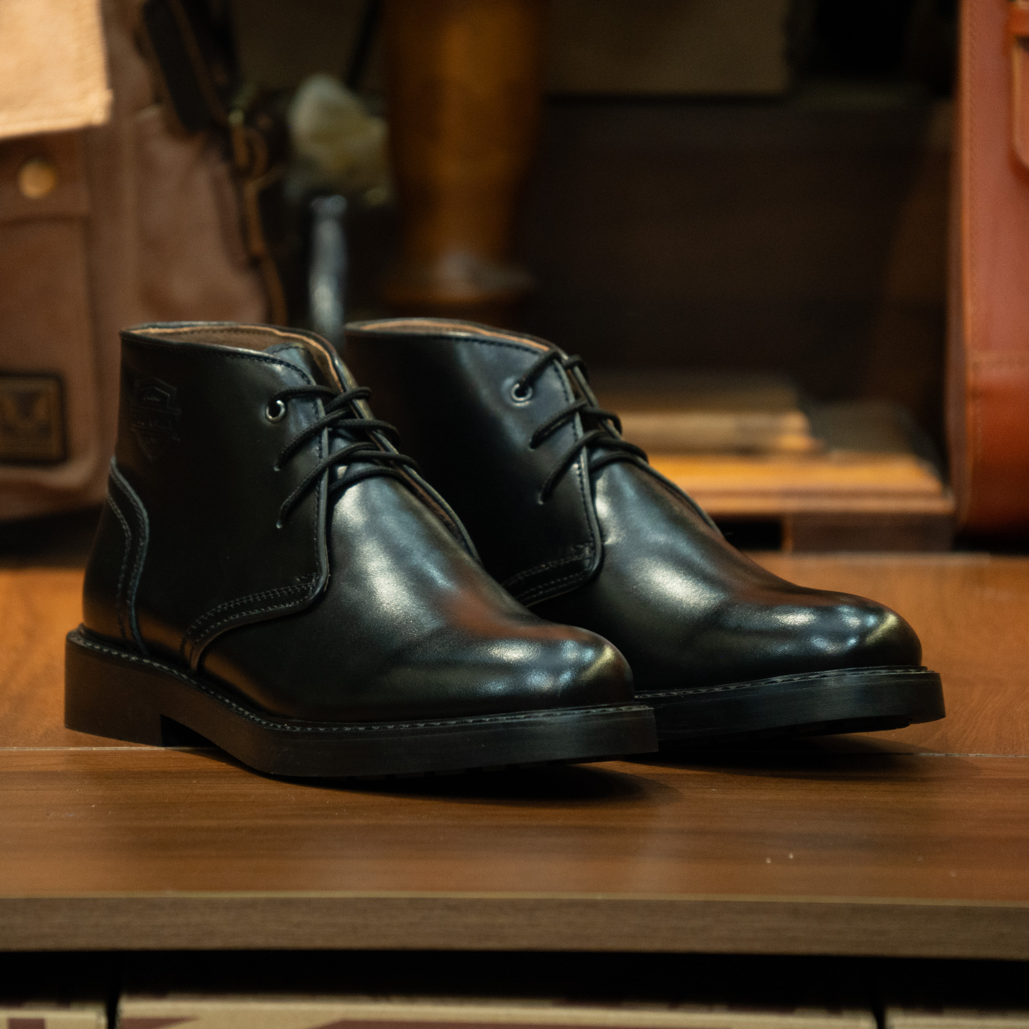 Giày Beckman Chukka Postman - Đen 9