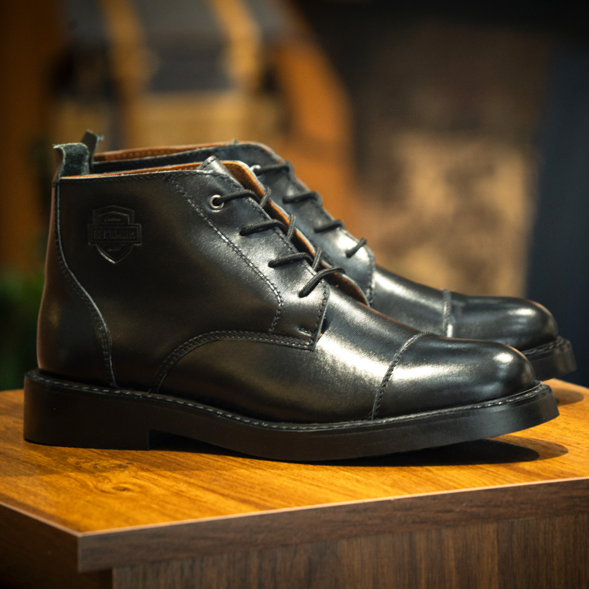 Giày Beckman Iron Chukka - Đen 19