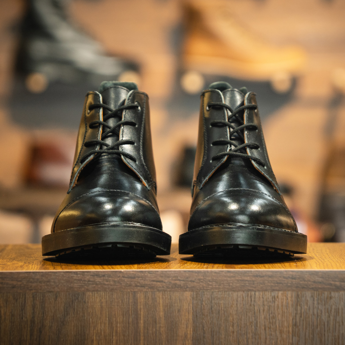 Giày Beckman Iron Chukka - Đen 27