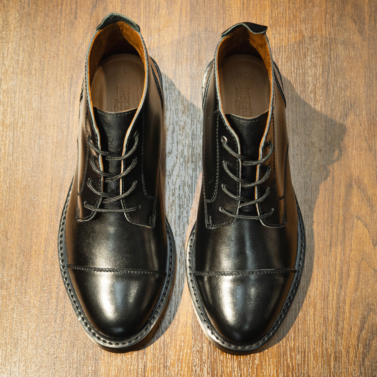 Giày Beckman Iron Chukka - Đen 8