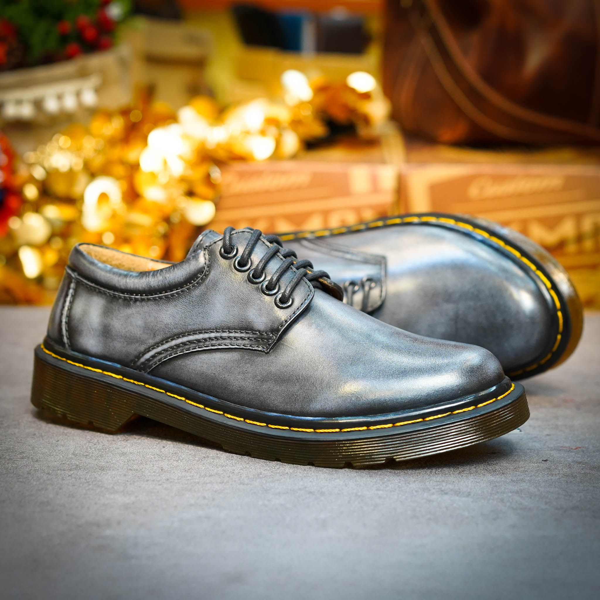 Giày Classic 8053 Chỉ Vàng - Xanh Navy 6