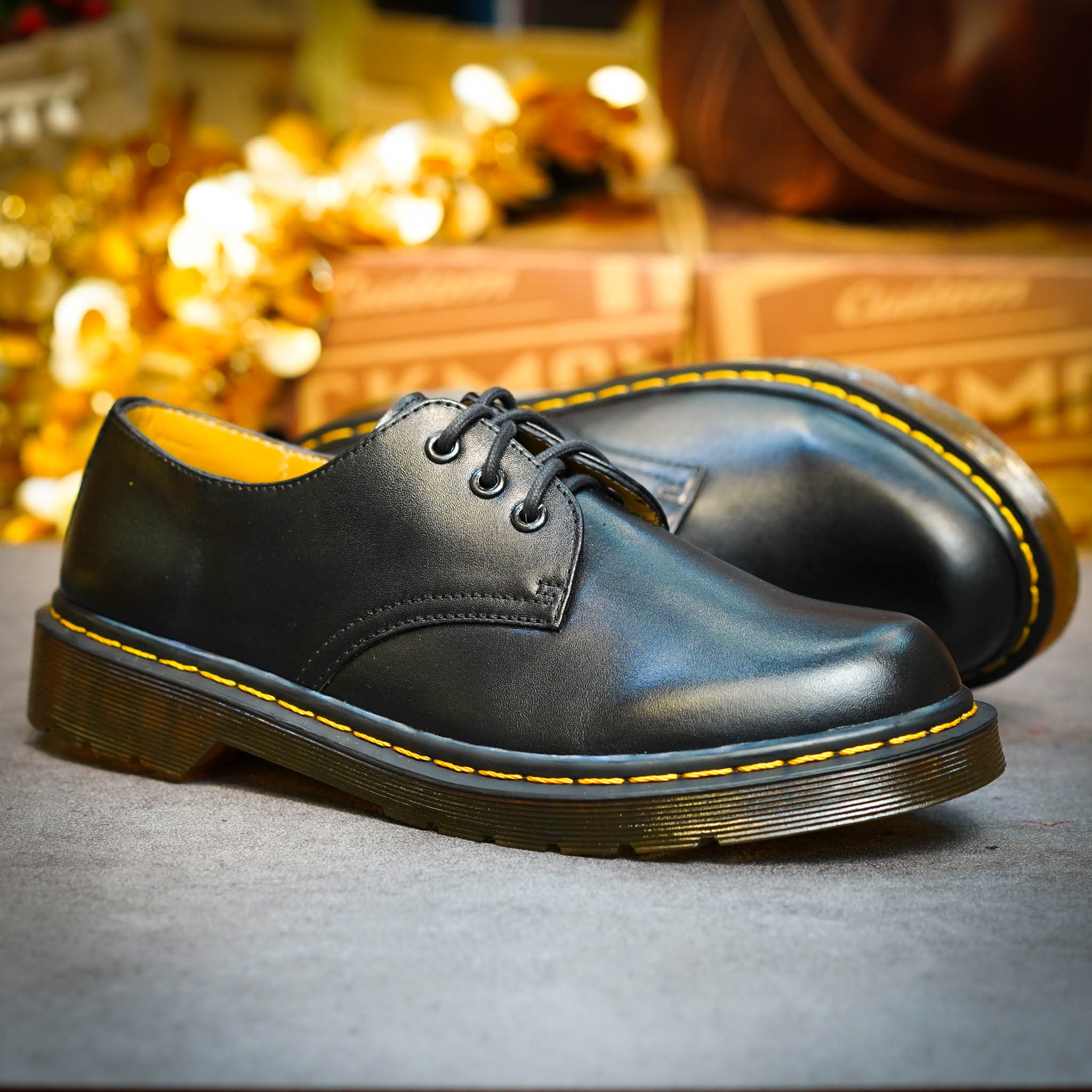 Giày Dr Classic 1461 Chỉ Vàng - Đen 10