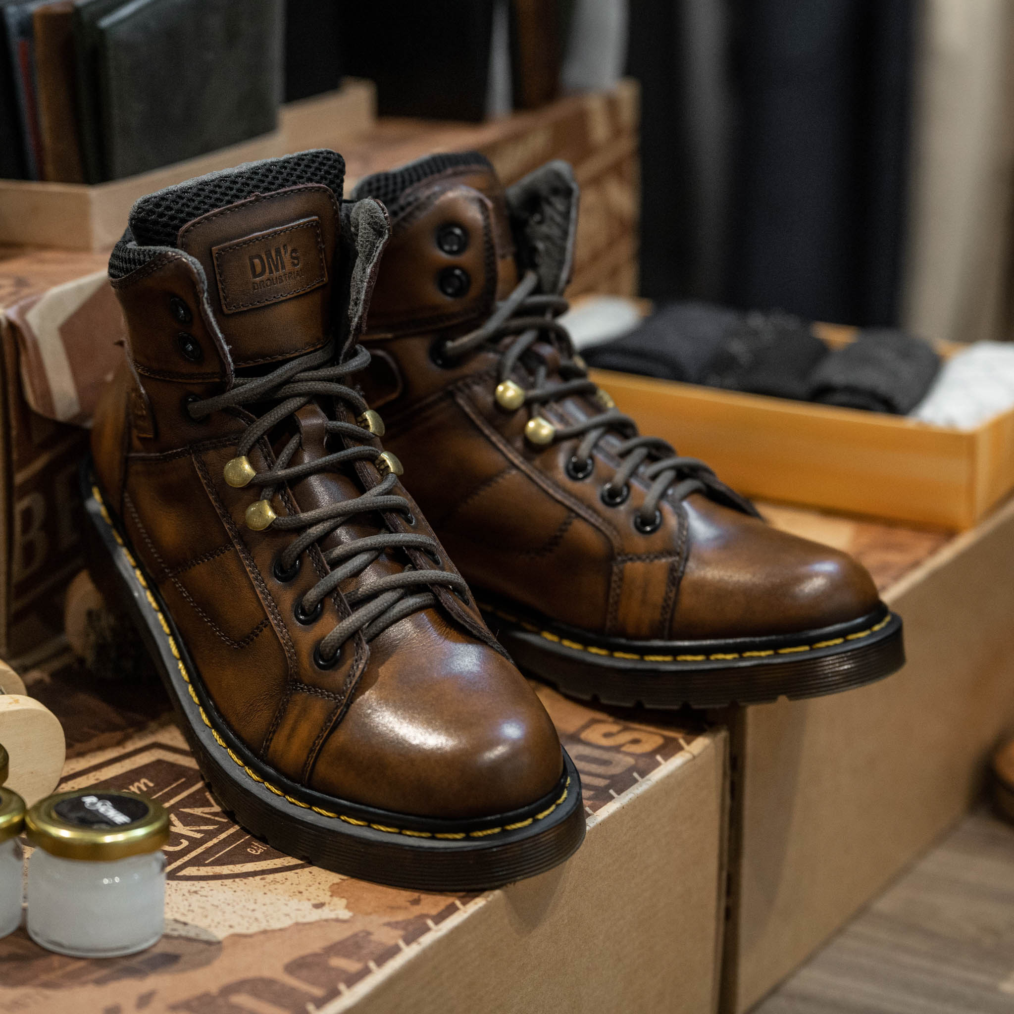 Giày Dr Boots D30 - Nâu Patina 18