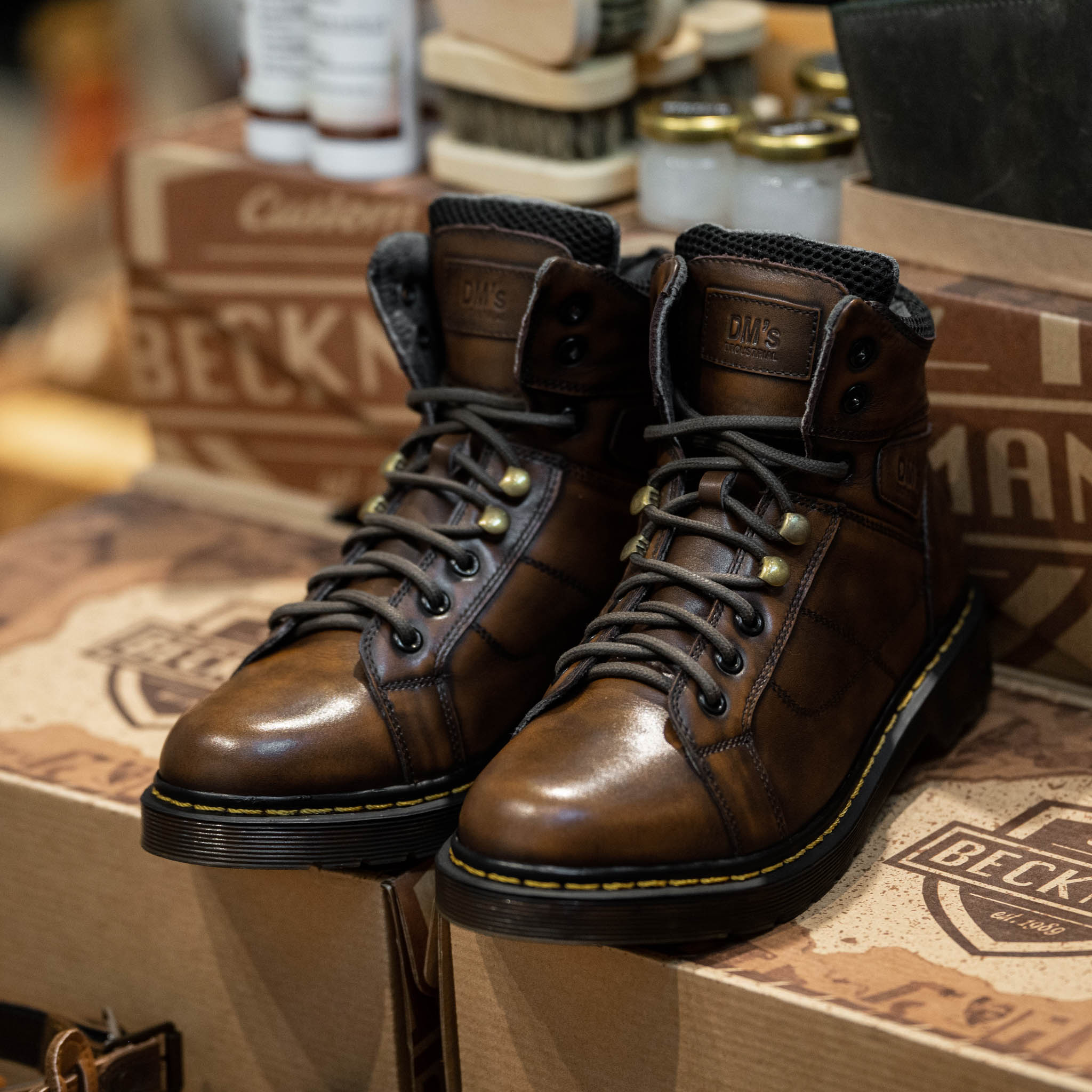 Giày Dr Boots D30 - Nâu Patina 2