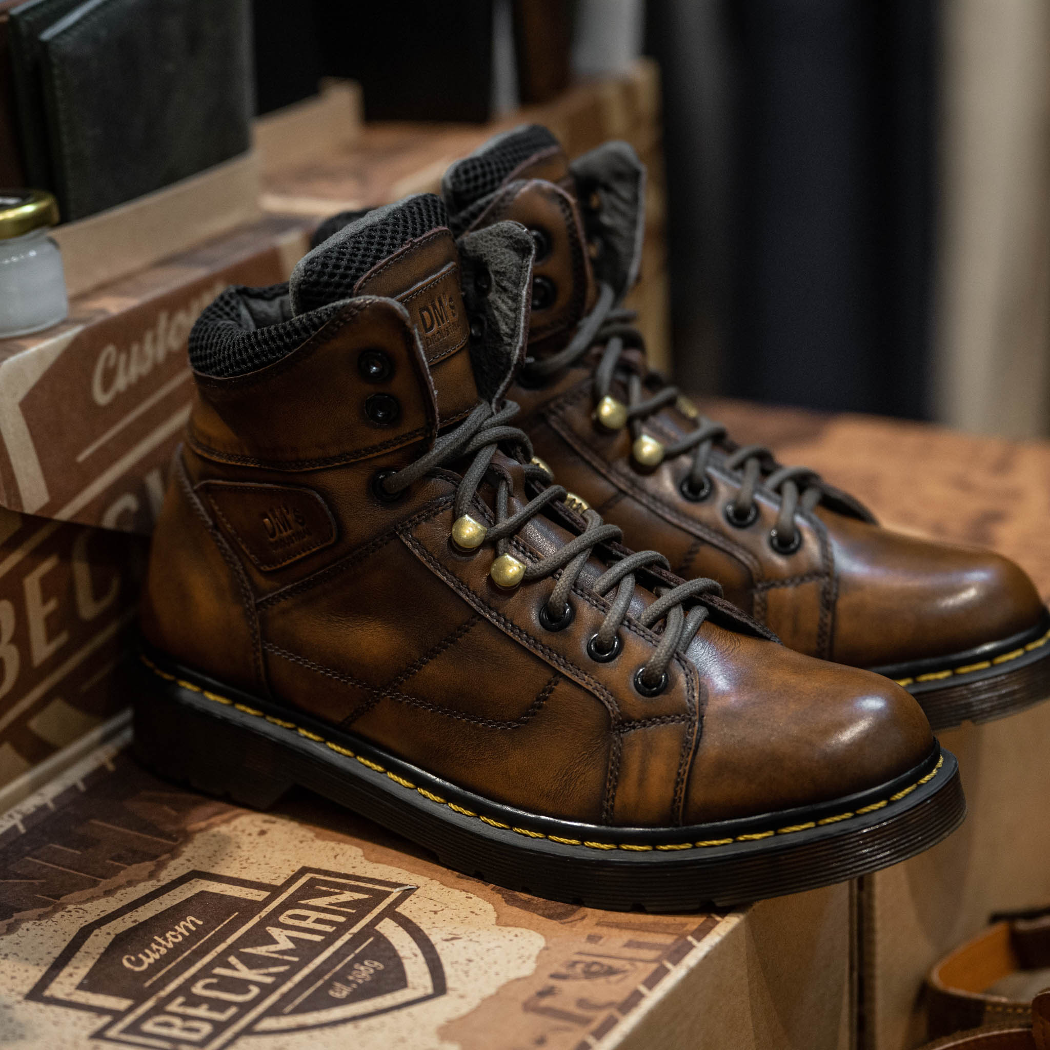 Giày Dr Boots D30 - Nâu Patina 21