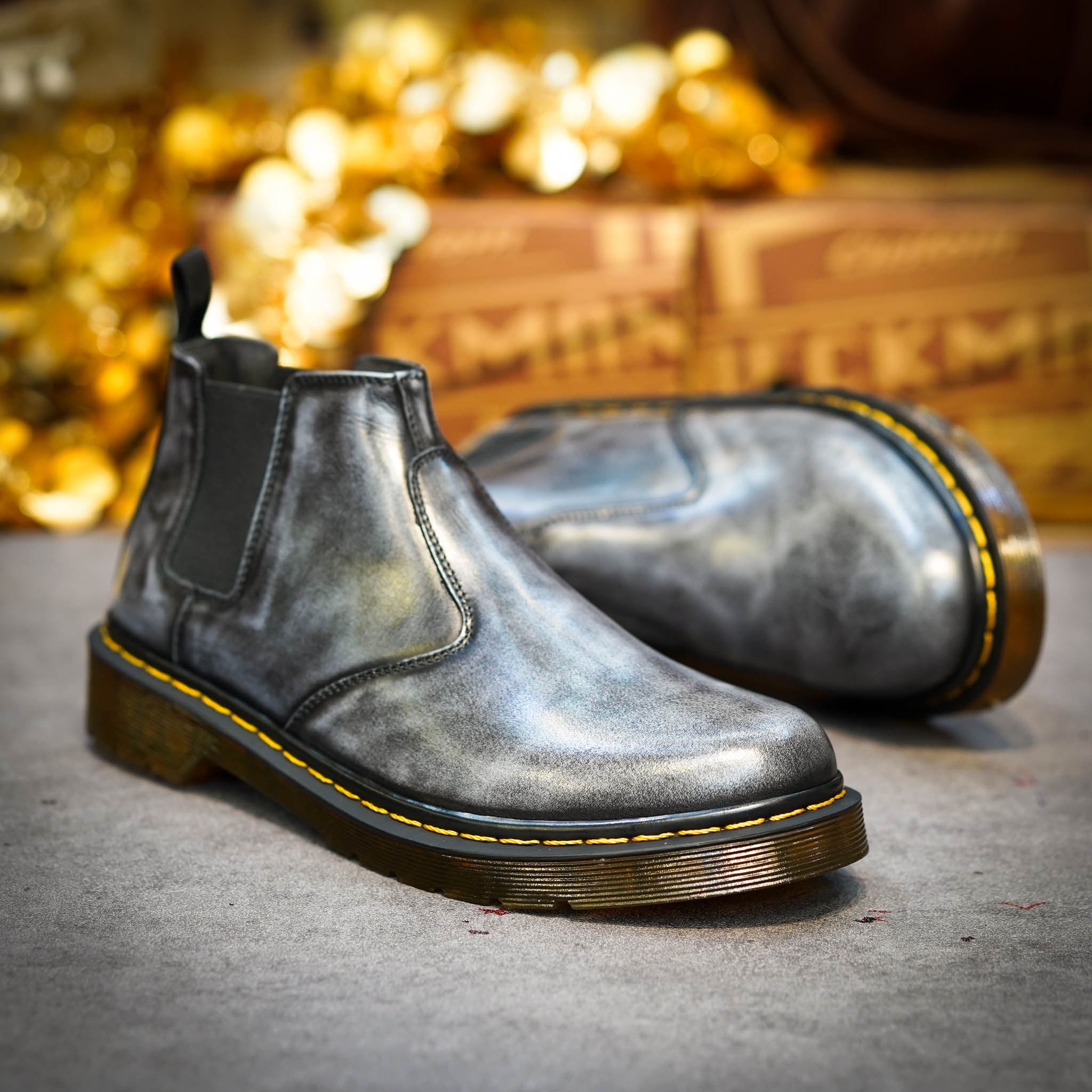 Giày Boot Chelsea Classic Chỉ Vàng - Xanh Navy 3
