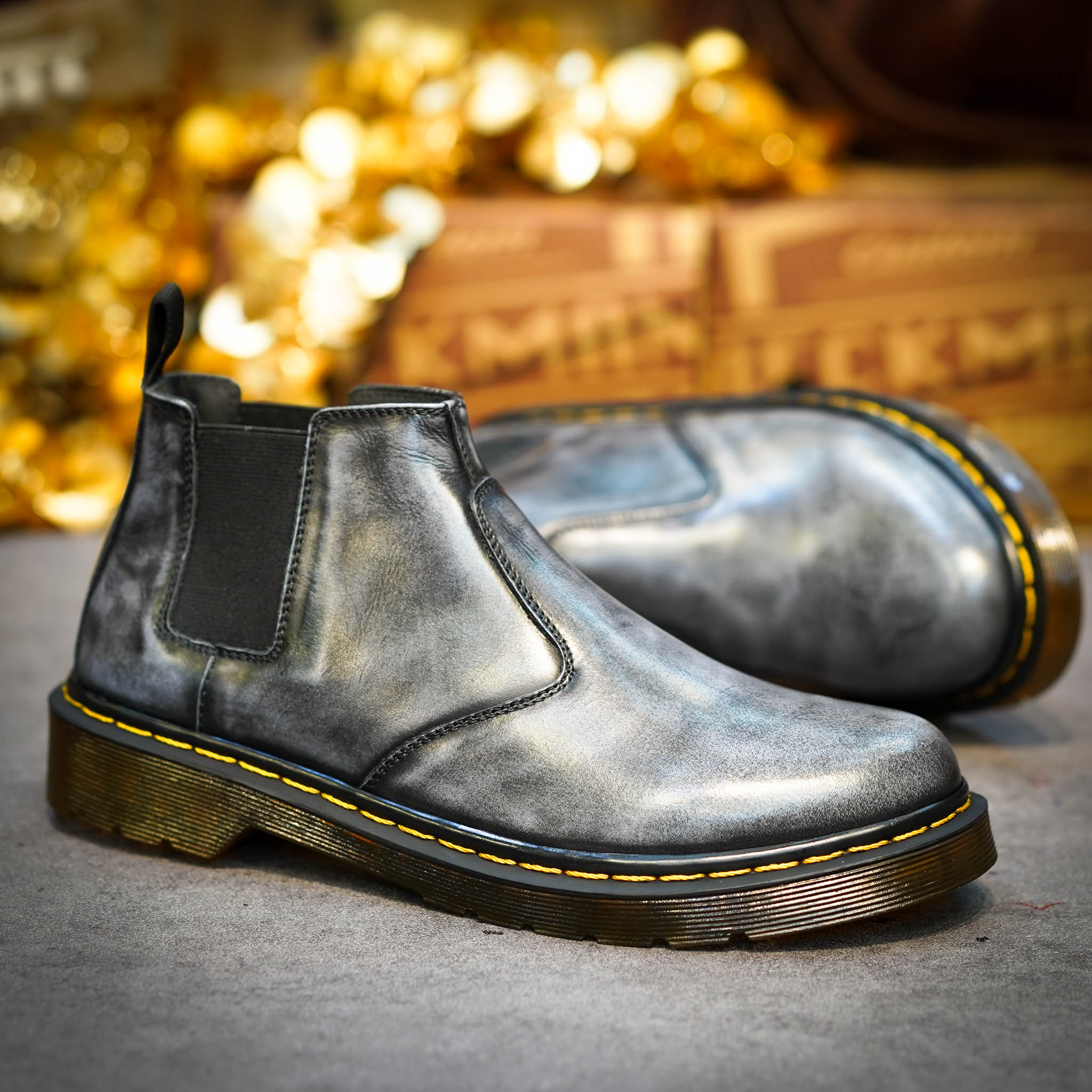 Giày Boot Chelsea Classic Chỉ Vàng - Xanh Navy 4