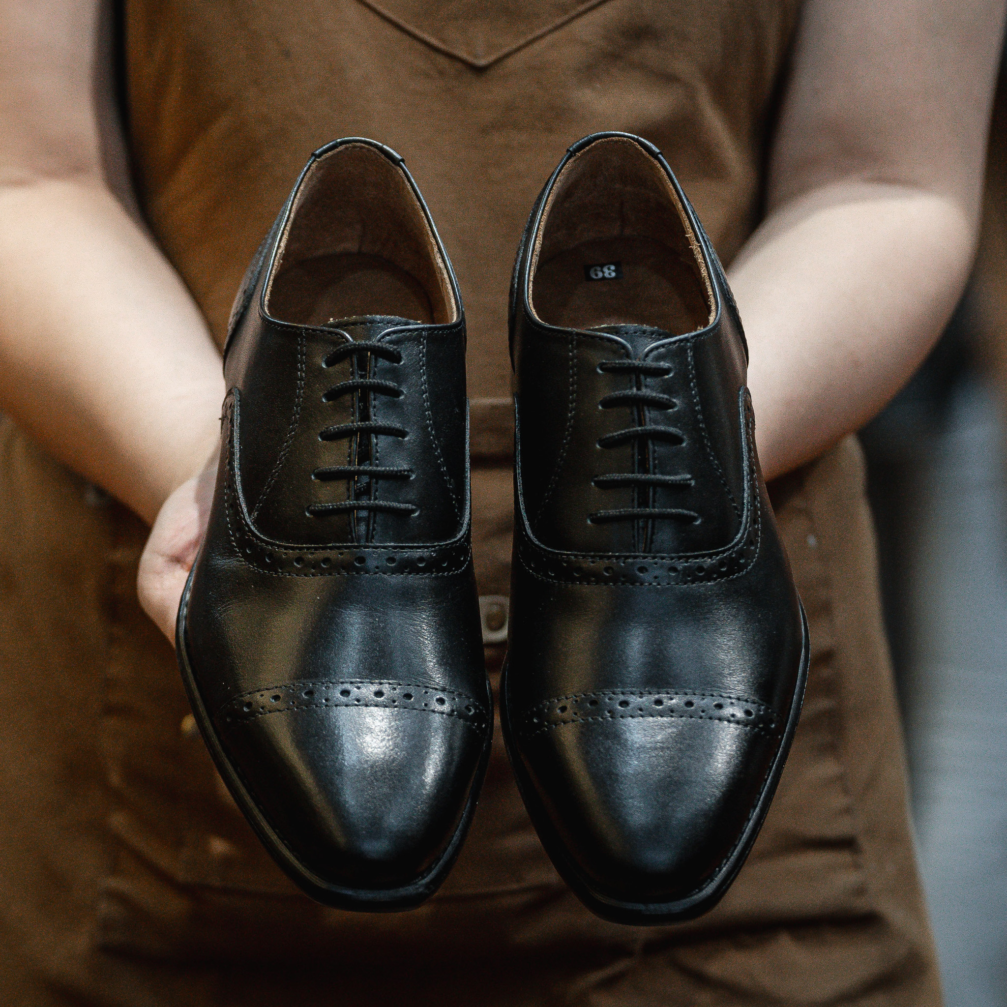 Giày Tây Santoni Oxford Quarter Brogues - Đen 9