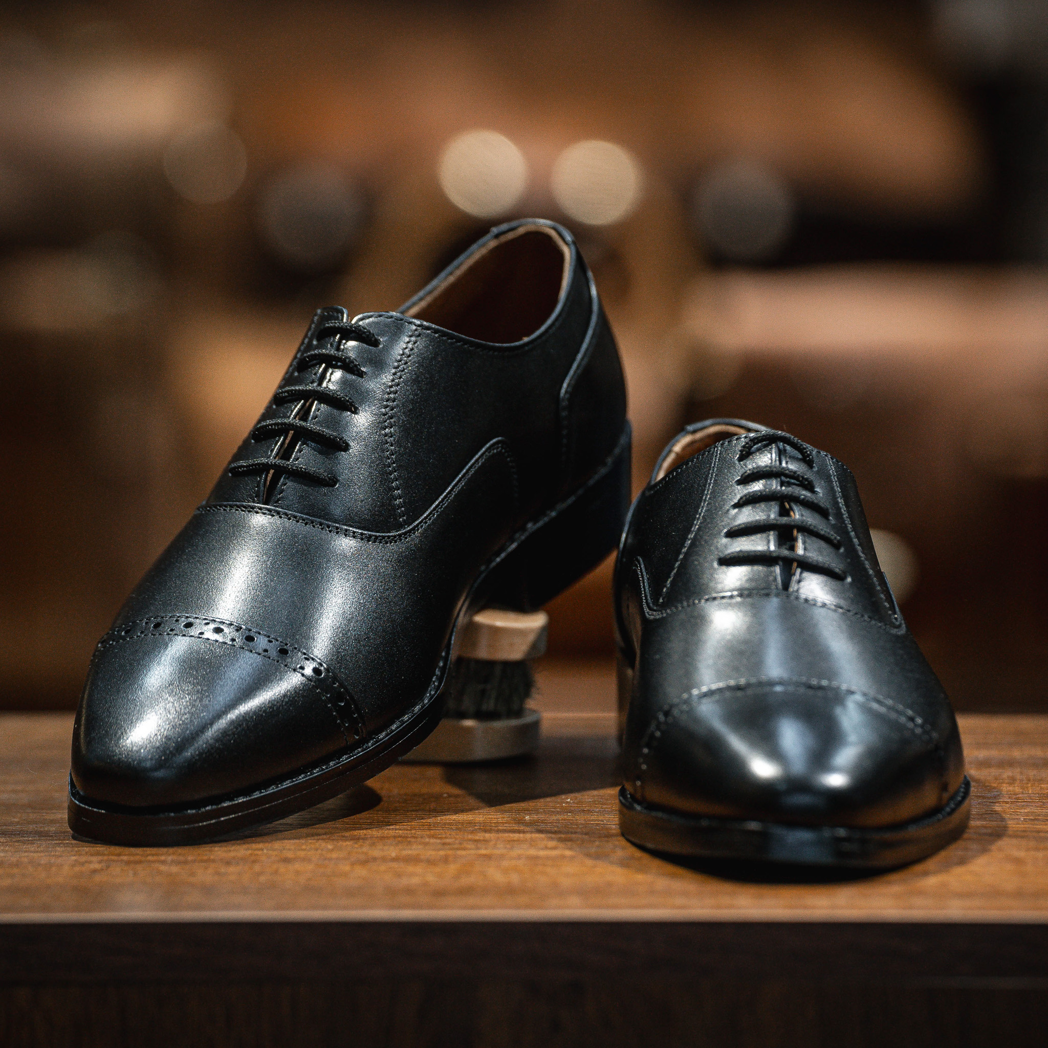 Giày Tây Santoni Oxford Quarter Brogues - Đen 3
